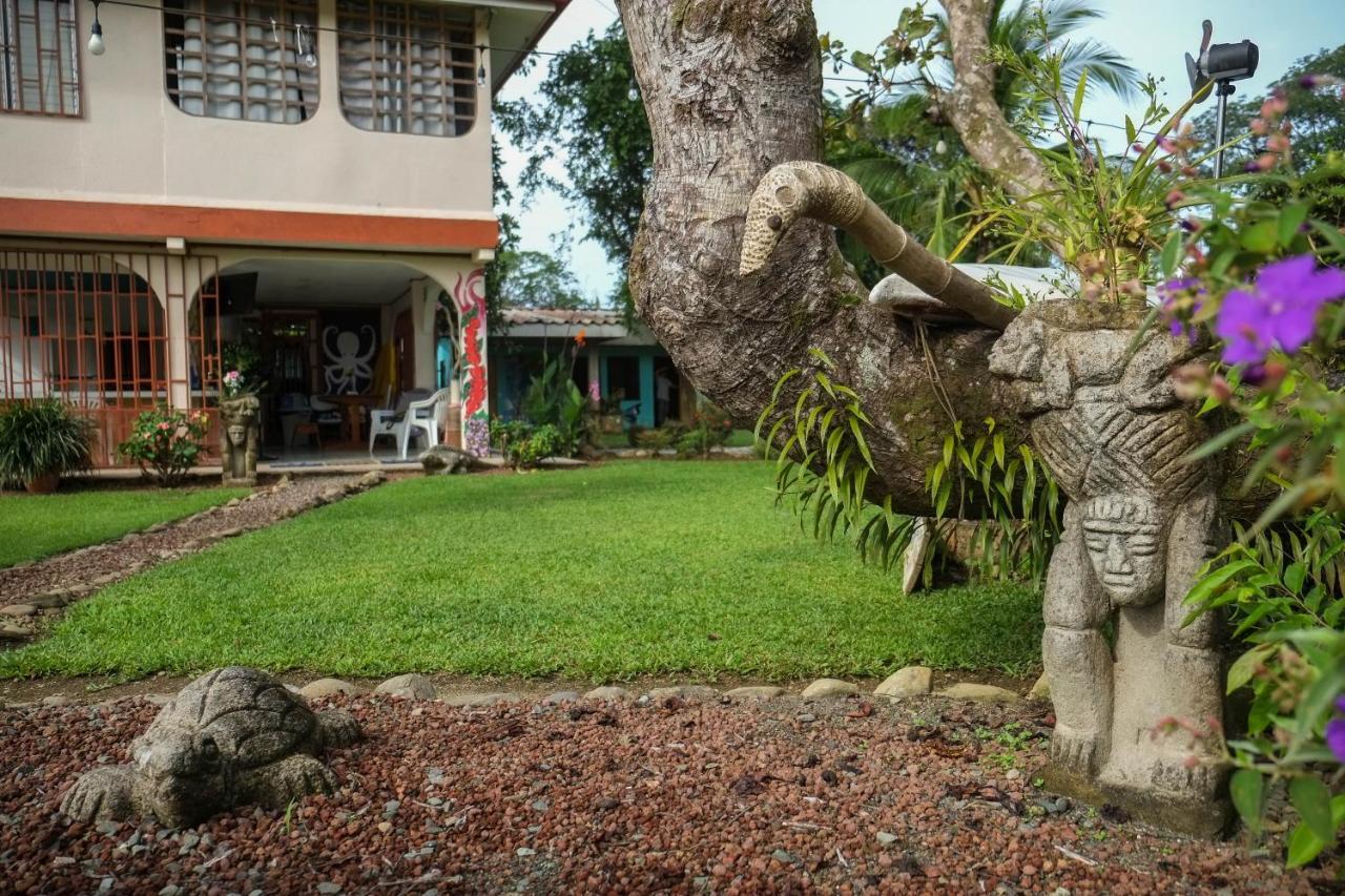 Yubarta Lodge Uvita Exterior photo